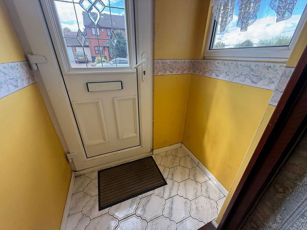 Property photo 2 of 13