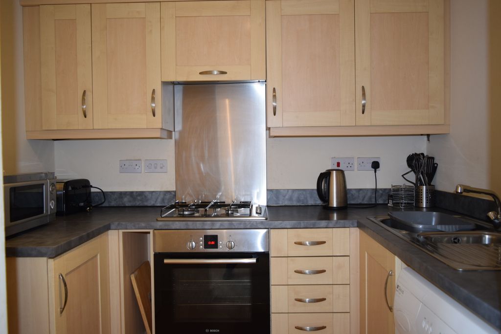 Property photo 2 of 9