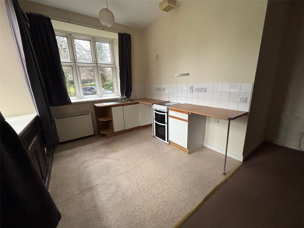 Property photo 3 of 8 Picture No. 02