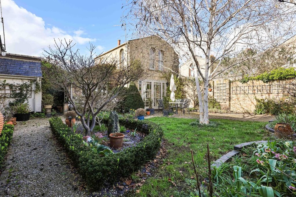 Property photo 3 of 37 Img (31).Jpg