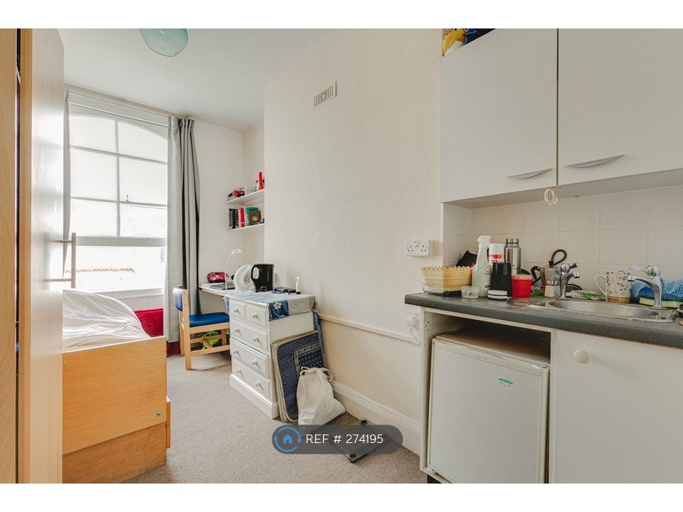 Property photo 1 of 4