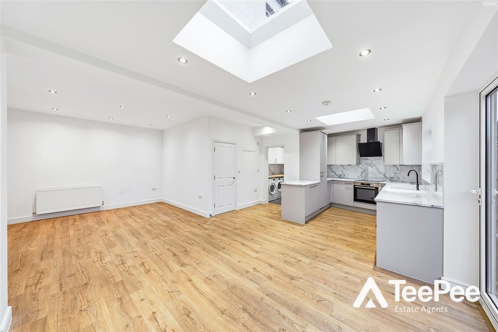 Property photo 3 of 27 Photos--11.Jpg