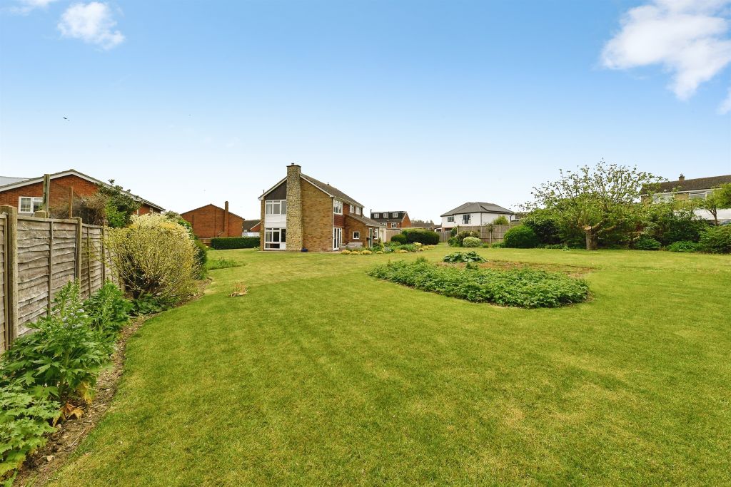 Property photo 2 of 22