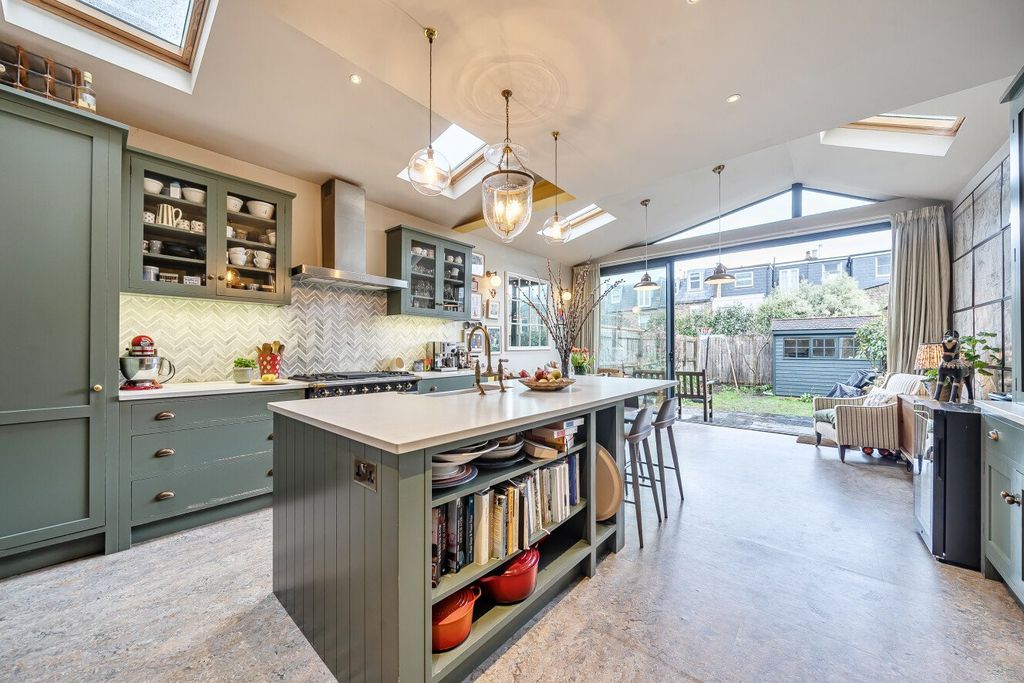 Property photo 2 of 10 Picture No. 09