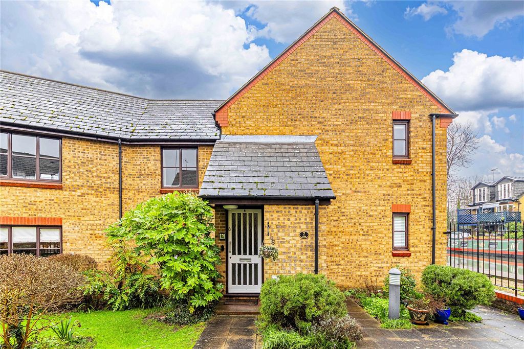 Property photo 1 of 16 Picture No. 14