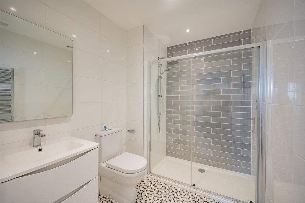 Additional image 11 of 2 bed flat for saleTay Street, Monifieth, Dundee DD5