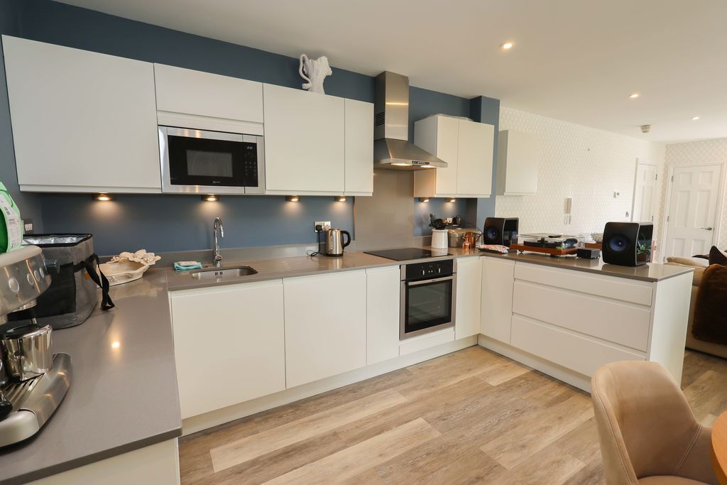 Additional image 21 of 2 bed flat for saleMarine Hill, Clevedon BS21