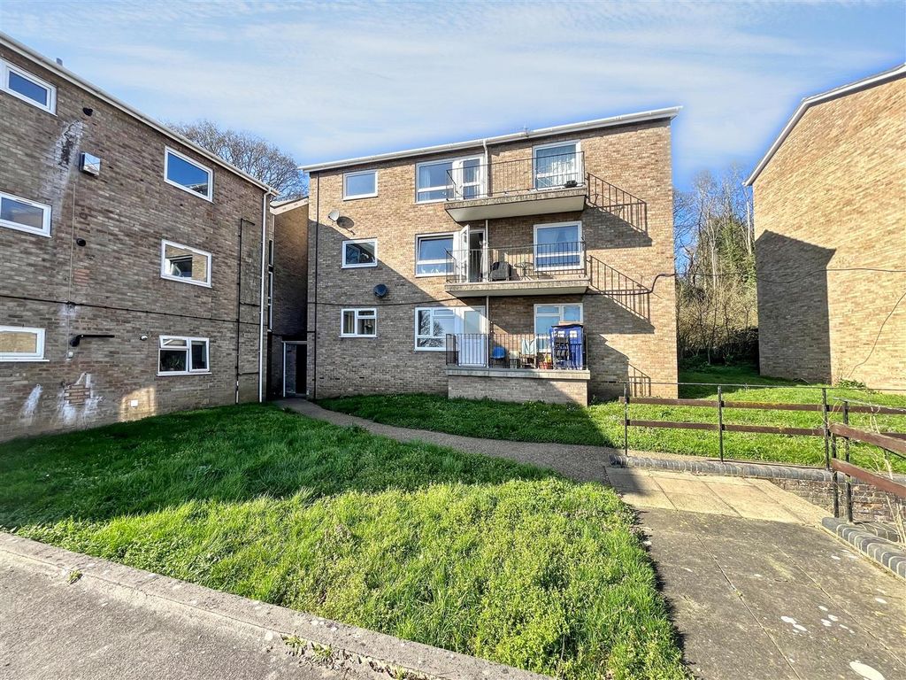 Property photo 1 of 12 Img_5144.Jpg