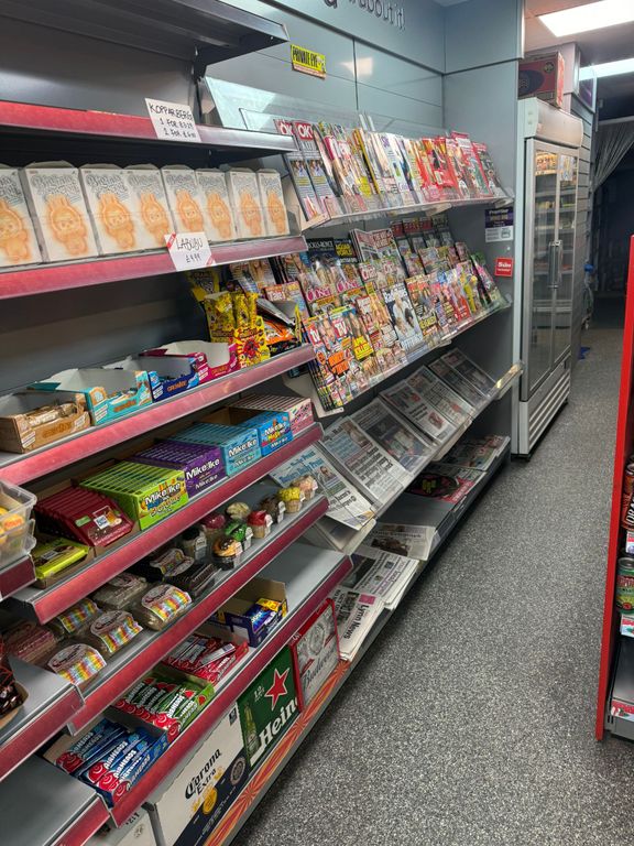 Property photo 1 of 2