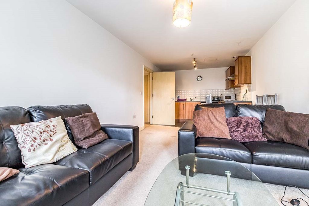 Property photo 2 of 8 Photo