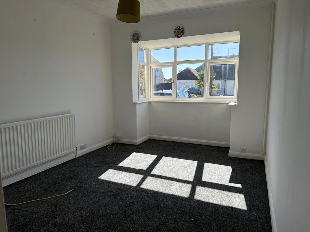 Property photo 3 of 6 Picture No. 07