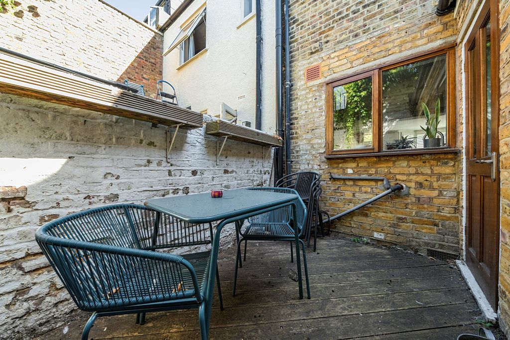 Property photo 3 of 12 35-6A7c89192385F-...