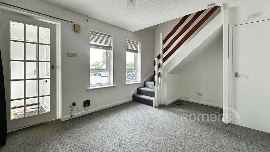 Property photo 2 of 8 Pbox-Img.Jpg