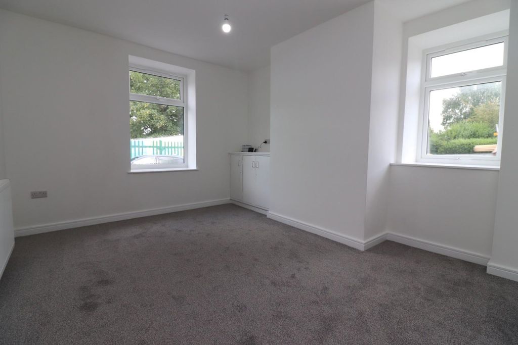Property photo 3 of 11 Img_7907.Jpg