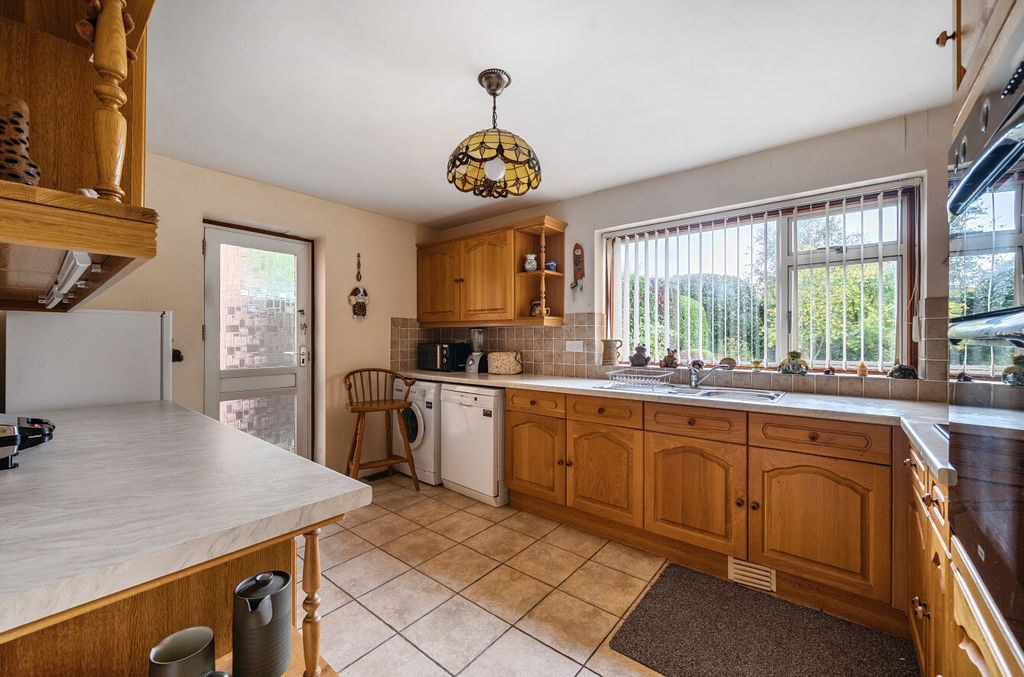 Property photo 3 of 15 1363629-16-68F76A...