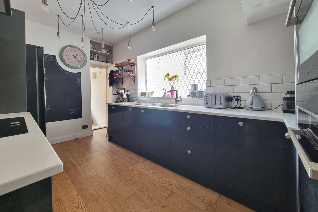 Property photo 3 of 12 20250911_132537