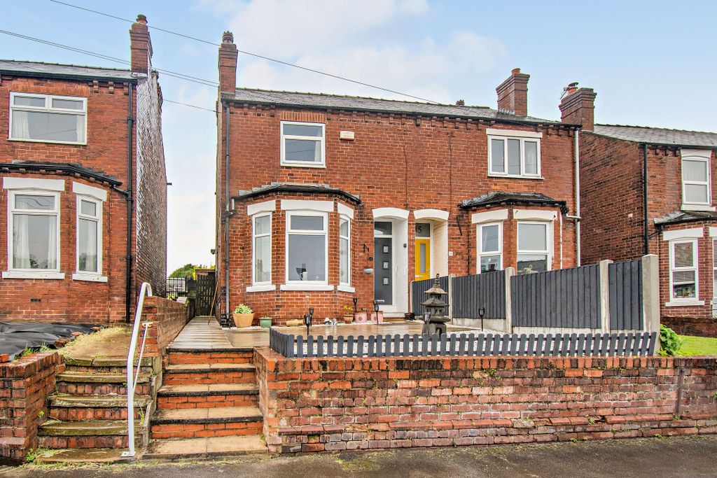 Property photo 1 of 21 Street View