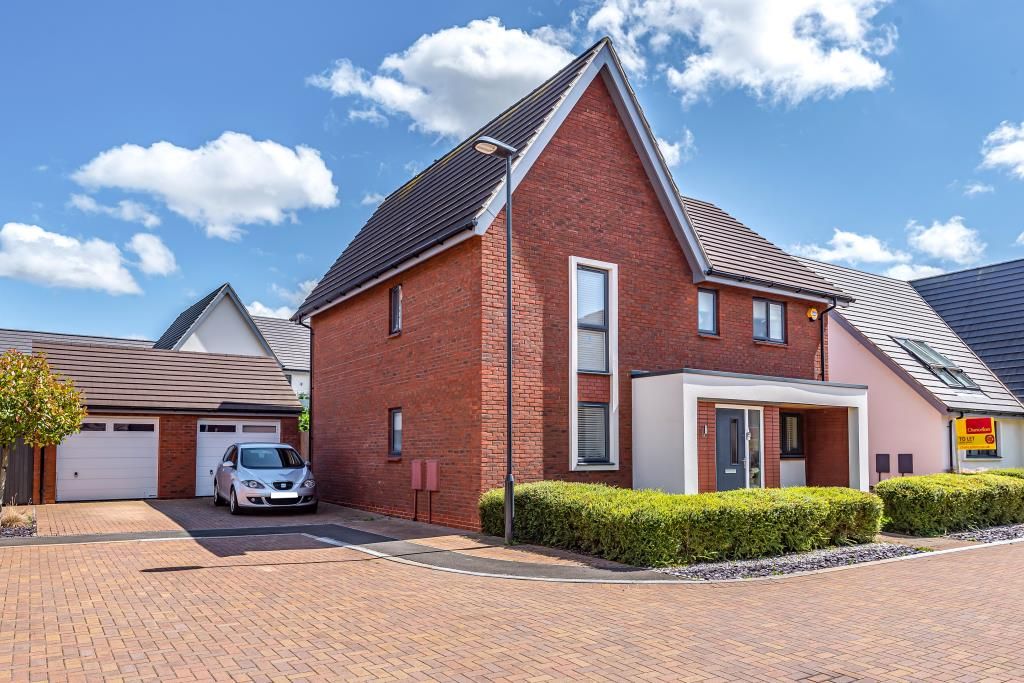 Property photo 1 of 10 Front Exterior