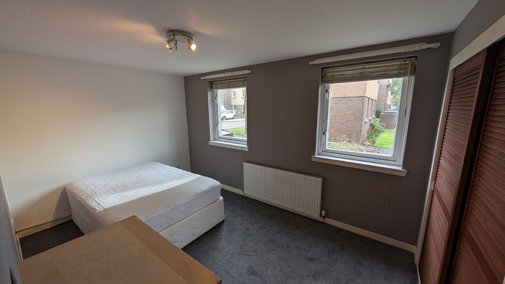 Property photo 3 of 7 Photo 3