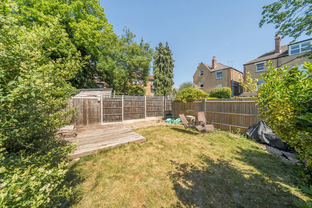 Property photo 2 of 9 1468322-17-6A16Fd...