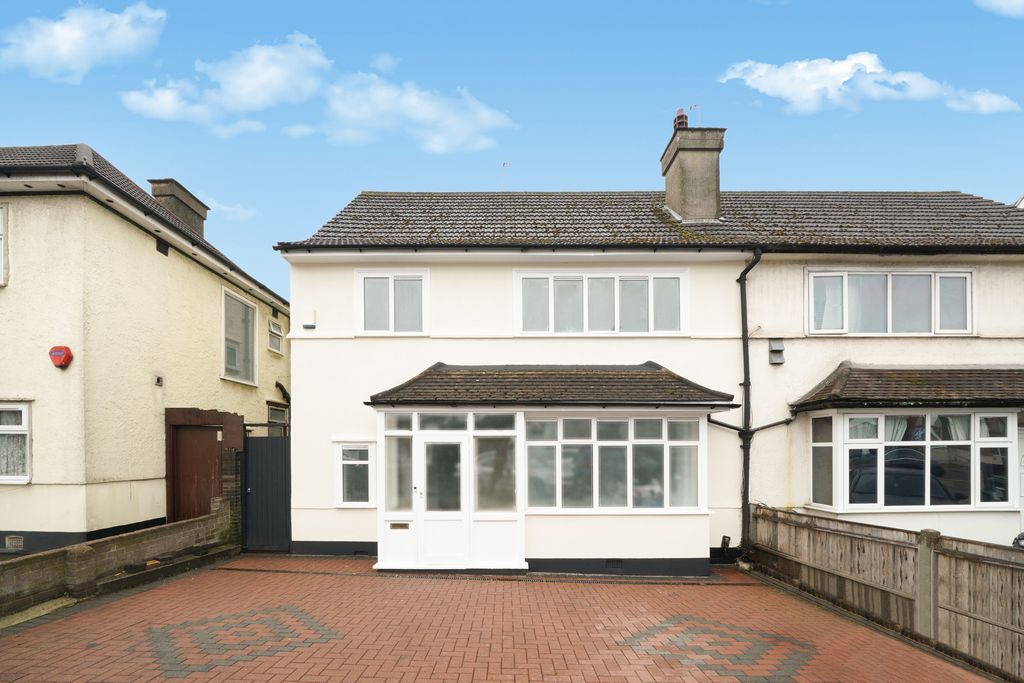 Property photo 1 of 20