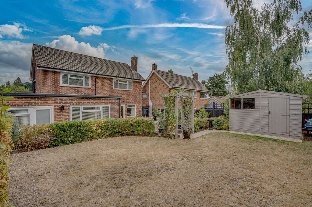 Property photo 3 of 19