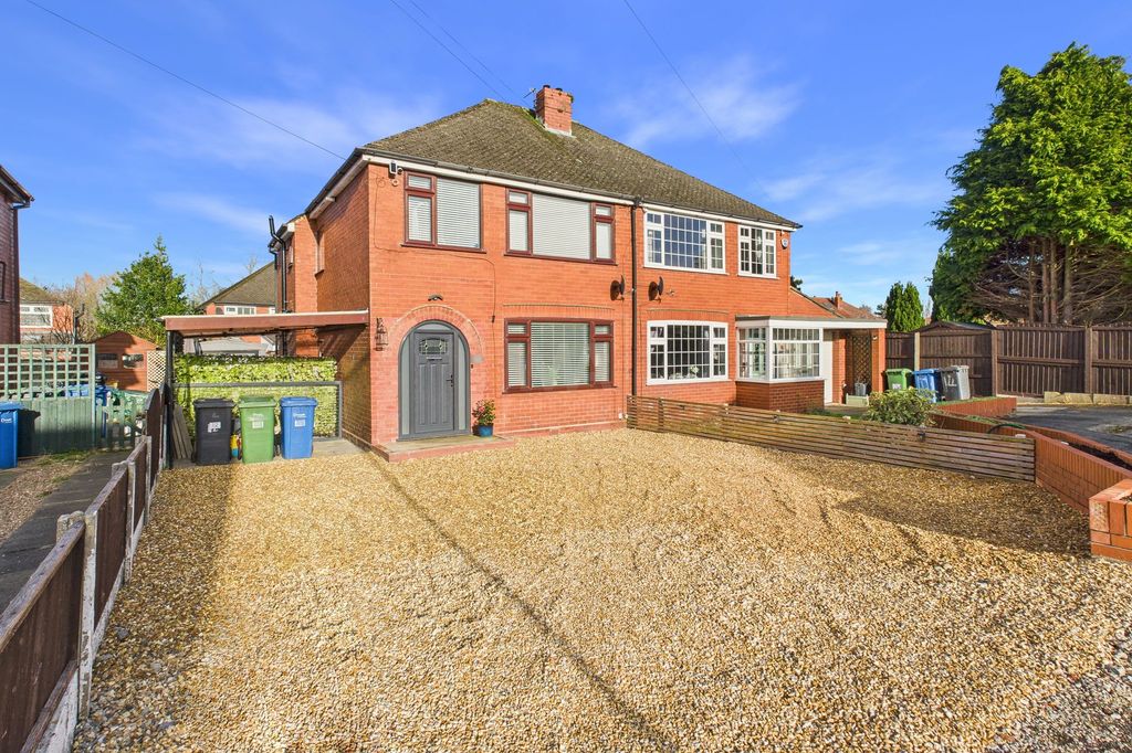 Property photo 1 of 19 Front External