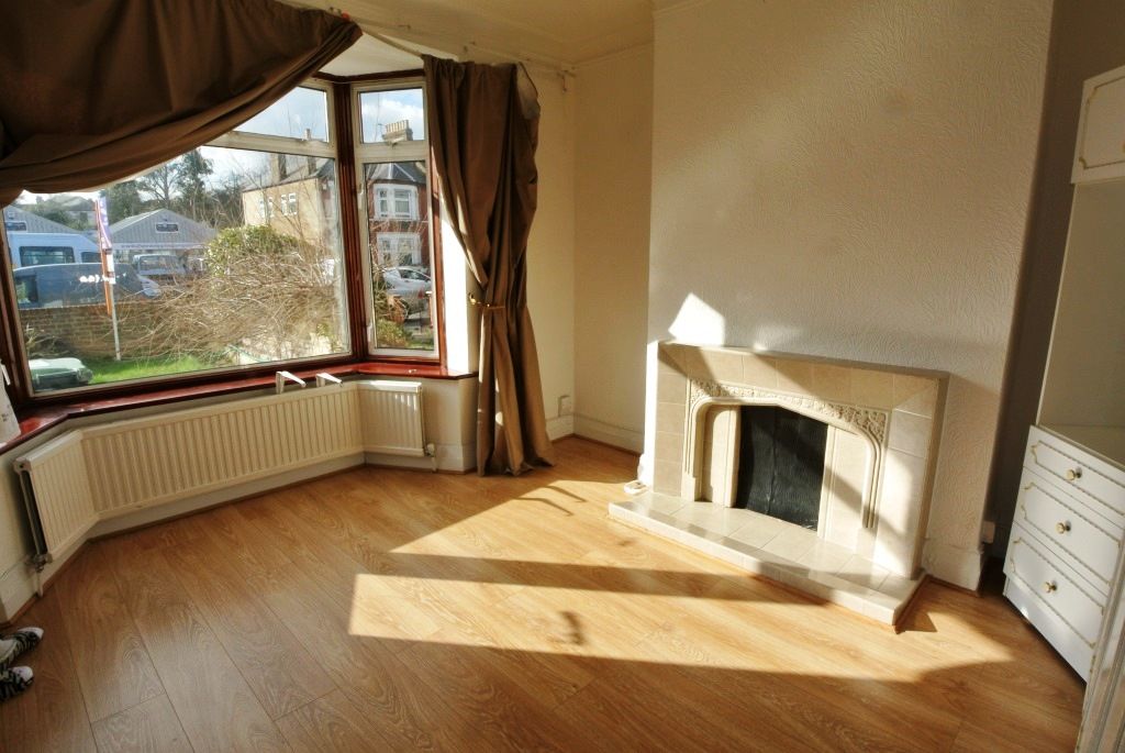 Property photo 3 of 9