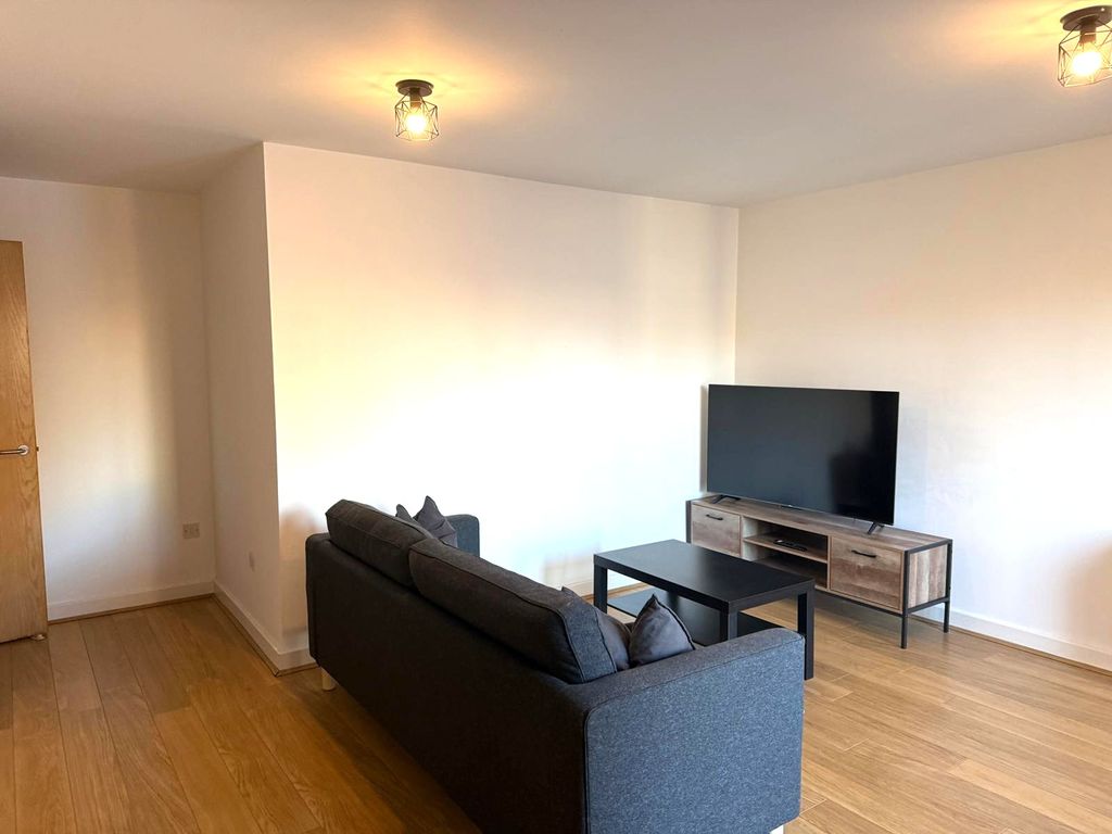 Property photo 3 of 19