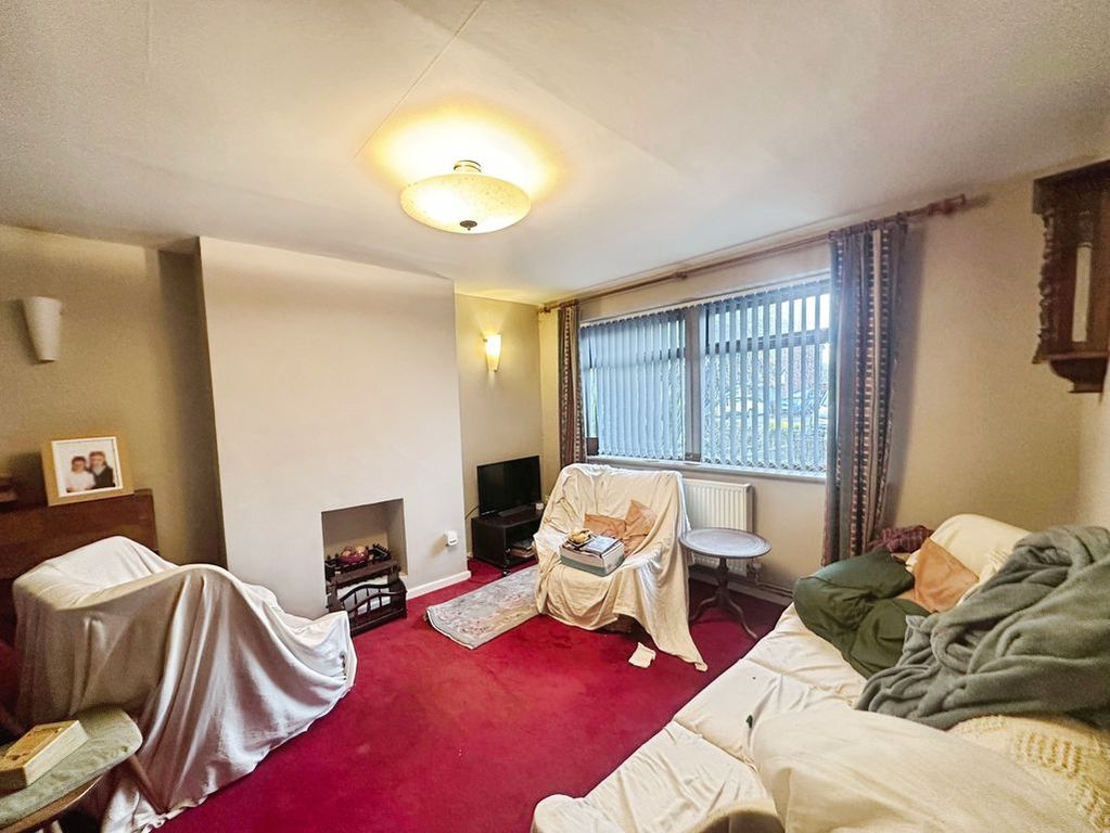 Property photo 2 of 17 Photo 4