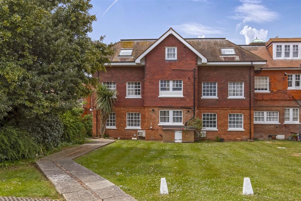 Property photo 1 of 7 St Michaels Court_10.Jpg