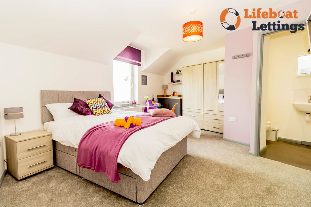 Property photo 1 of 10 Bedroom 5A