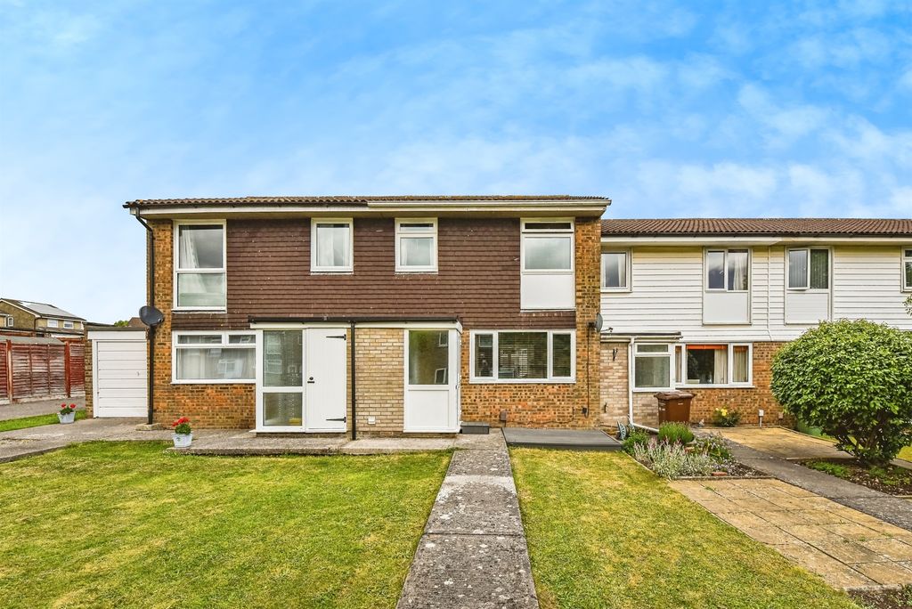 Property photo 1 of 17