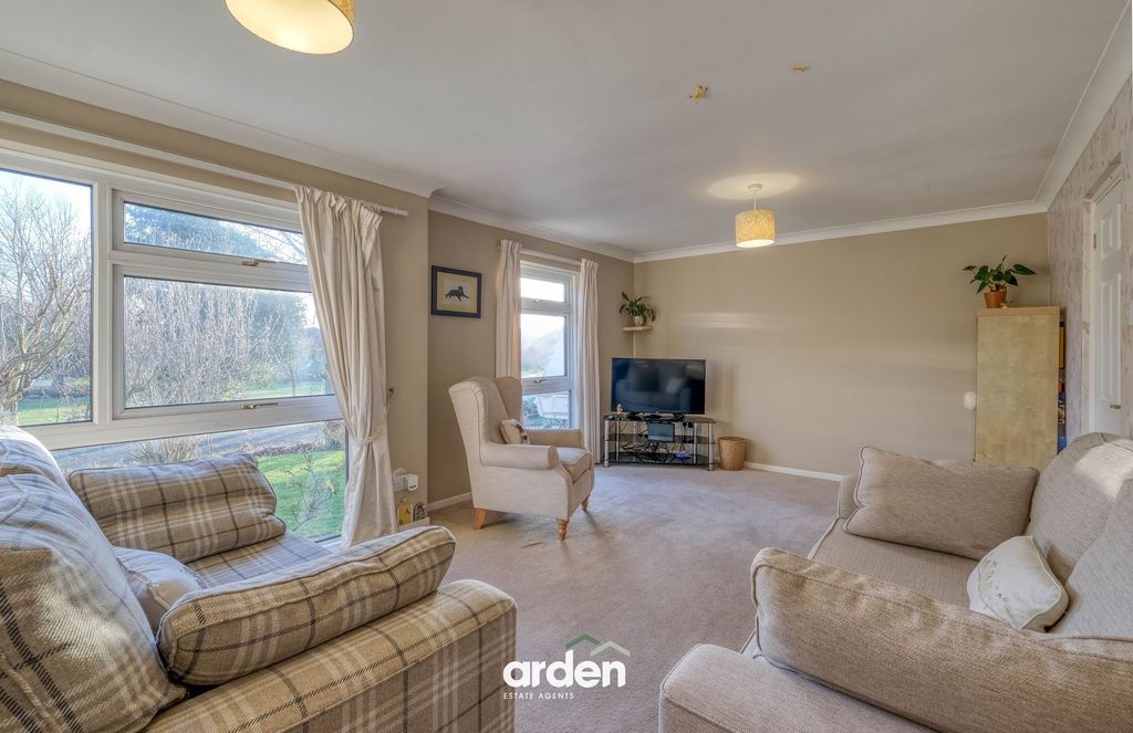 Property photo 3 of 17