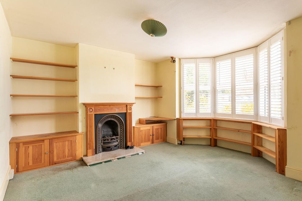 Property photo 2 of 15 Living Room