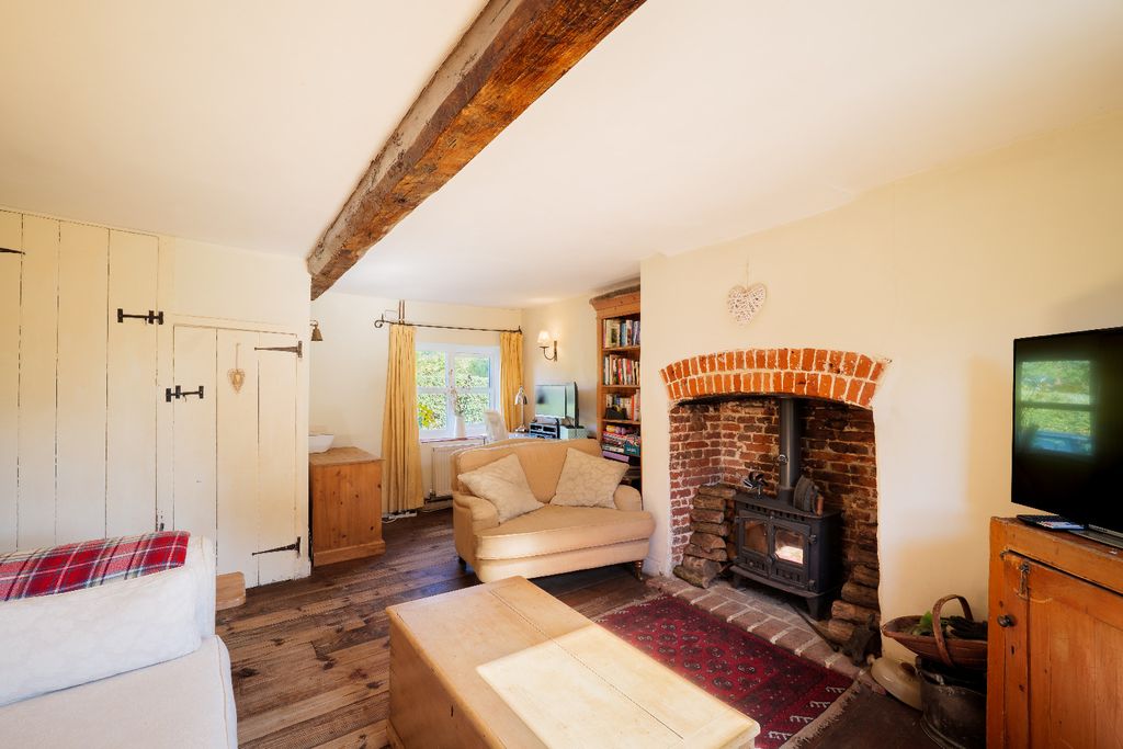 Property photo 3 of 22 5261875