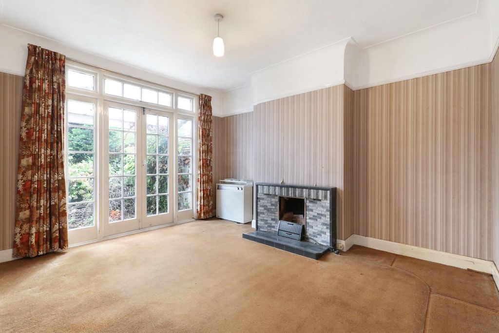 Property photo 2 of 12 Ach_8772.Jpg