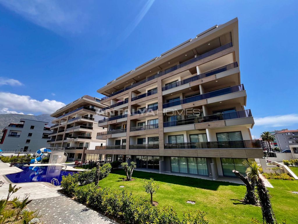 Property photo 1 of 27