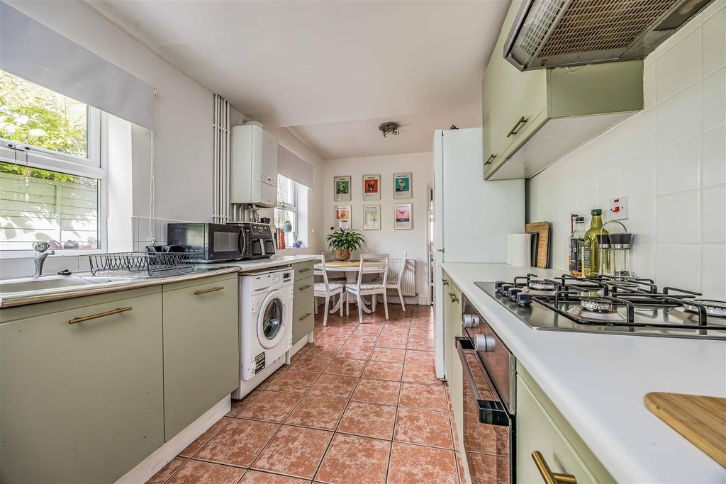 Property photo 3 of 20 51 Lawson Road, Southsea-Small-Porticomarketing-So