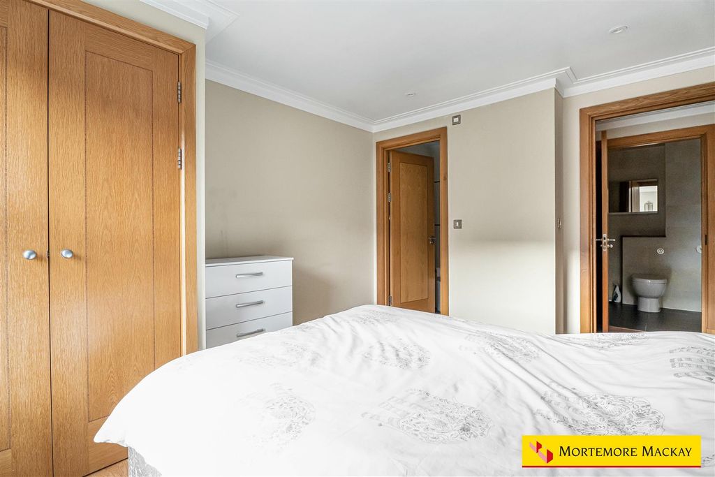 Additional image 13 of 2 bed flat for saleVillage Road, Enfield EN1