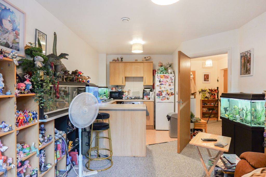 Property photo 3 of 20
