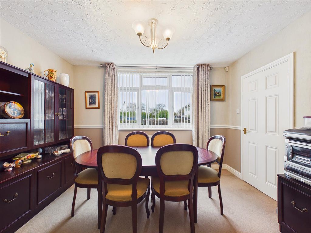 Property photo 3 of 13 Cam05193G0-Pr0138-Still004.Jpg