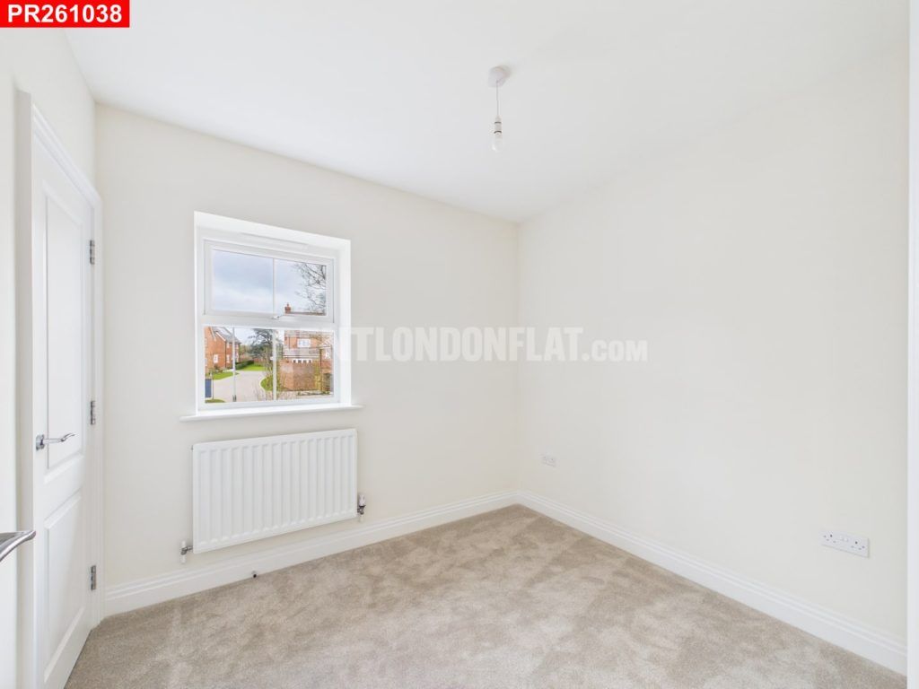 Additional image 6 of 4 bed flat to rentOakdale Road, Maidenhead SL6