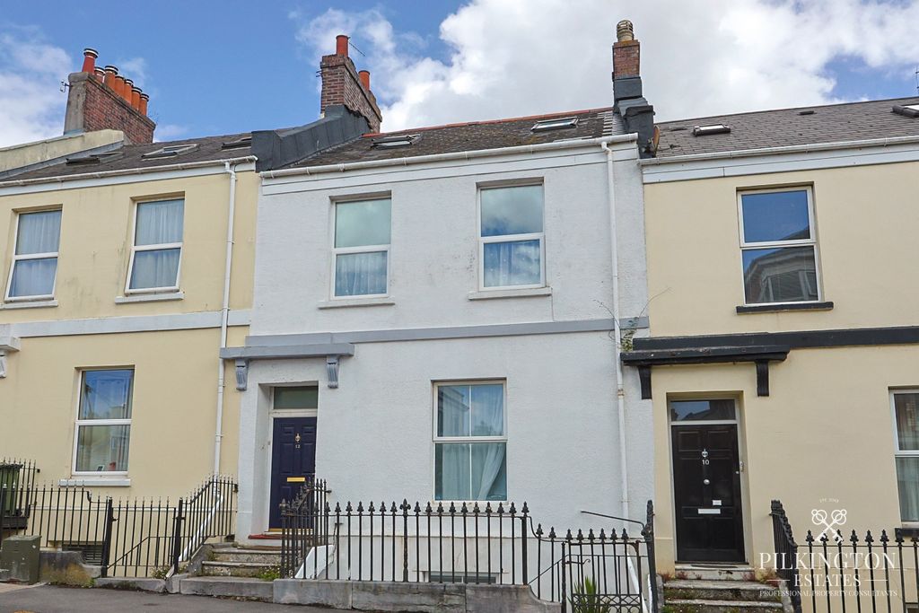 Property photo 1 of 9 5218660