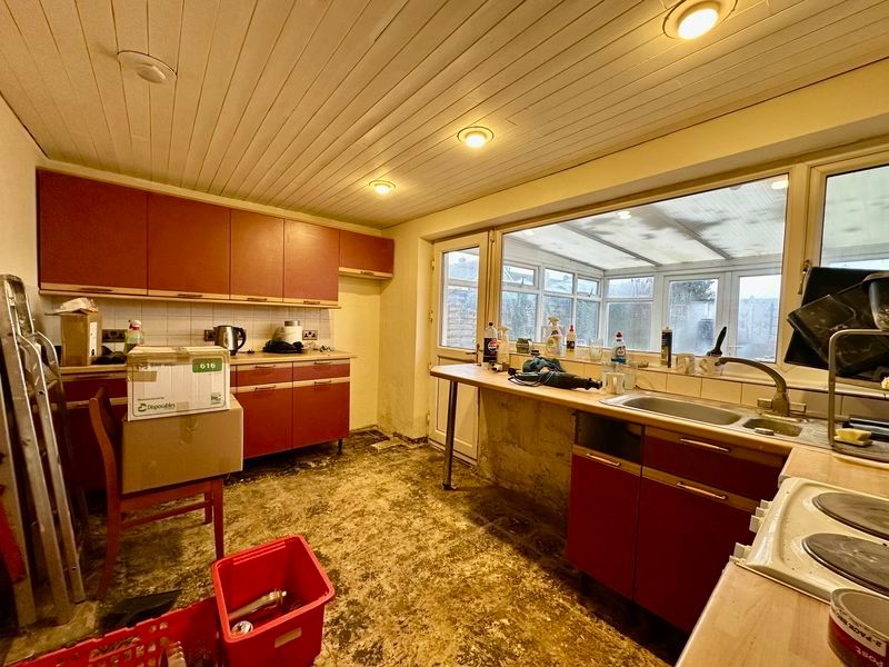 Property photo 3 of 15 Photo 8