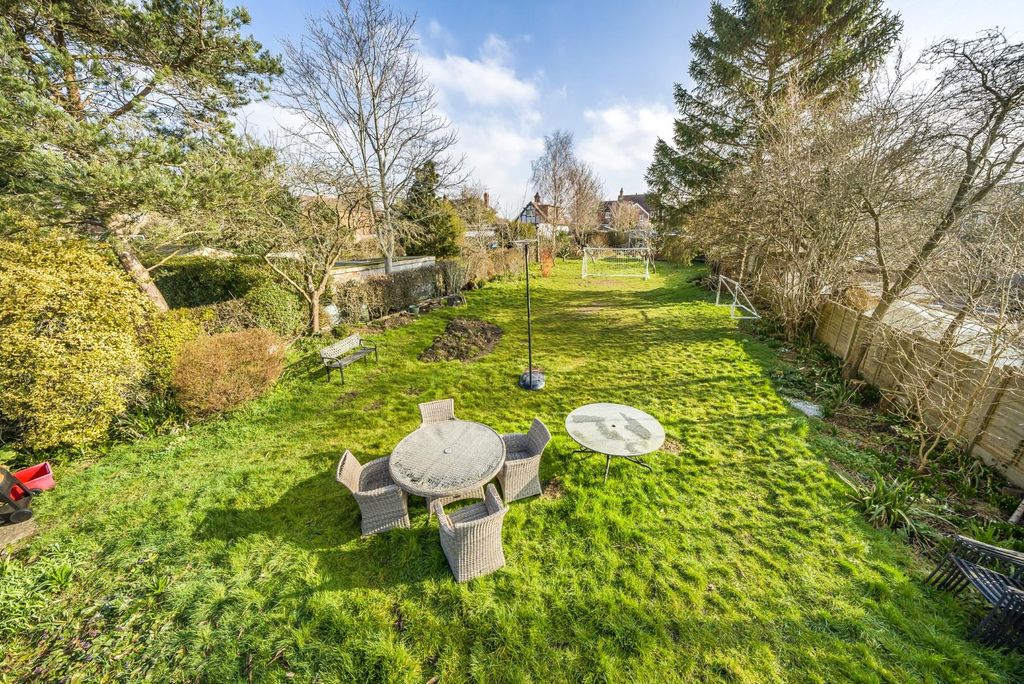 Property photo 2 of 32 936532 (8) E.Jpg