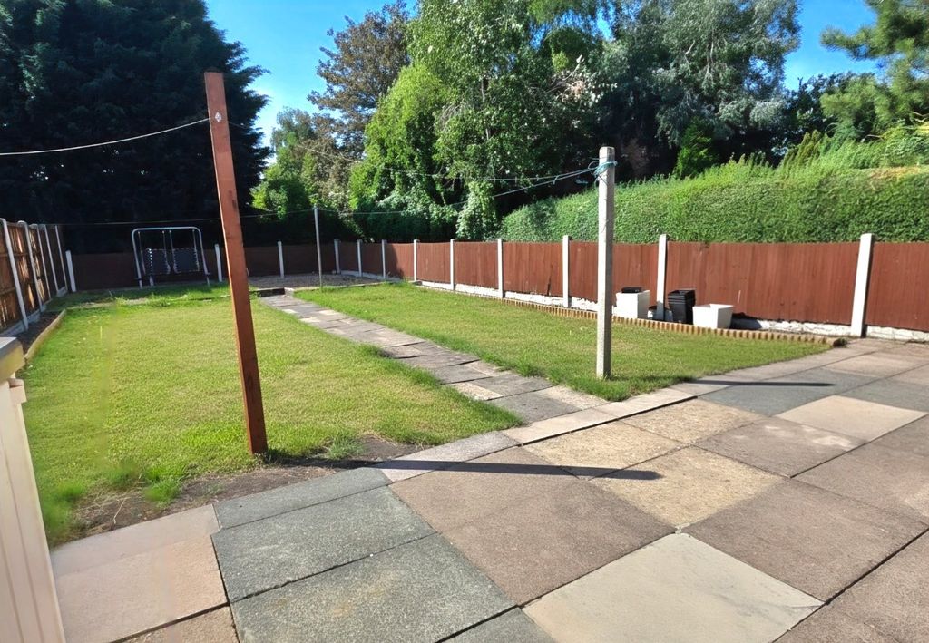 Property photo 3 of 20 Rear Garden