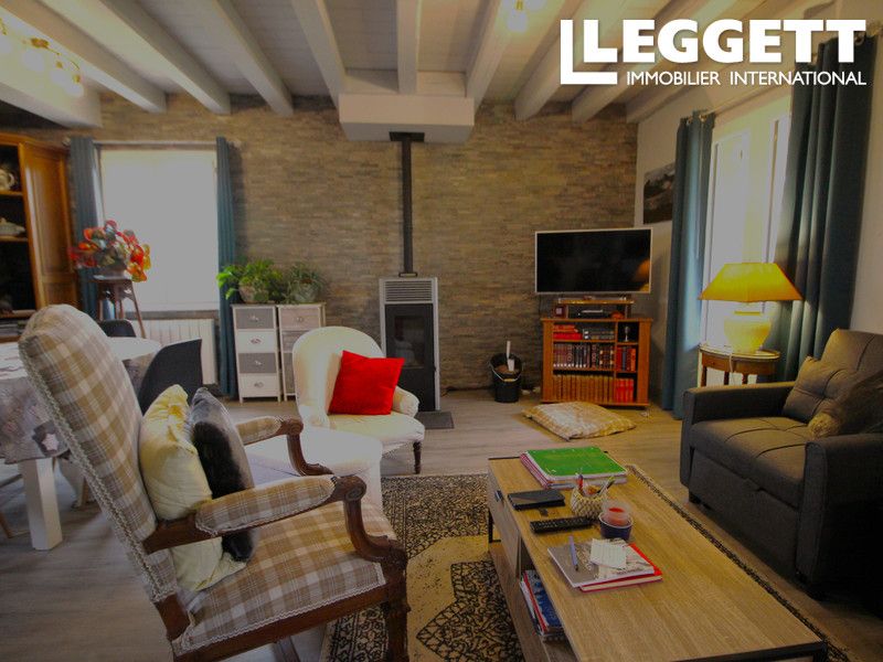 Property photo 3 of 10