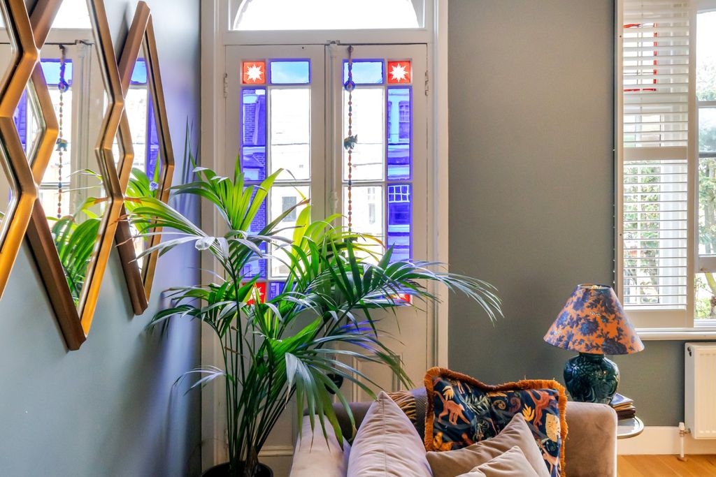 Property photo 2 of 14 Picture No. 10