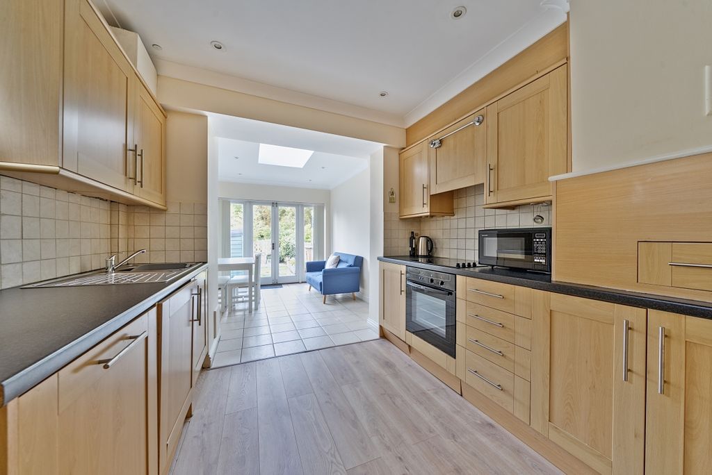 Property photo 2 of 12